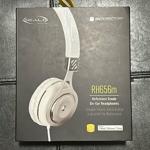 🎧 SCOSCHE HEADPHONES